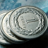 Polacy chcą wiedzieć, ile zarabiają inni. 7 na 10 oczekuje jawności płac